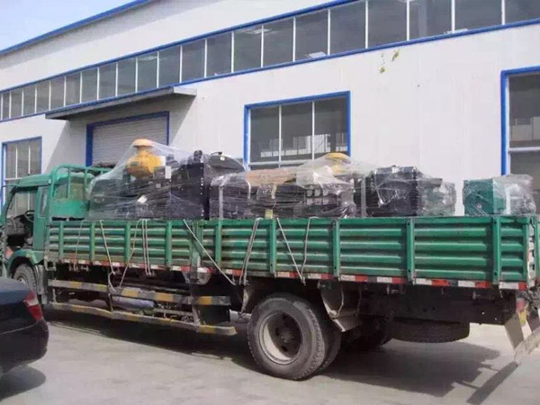 內蒙鄂爾多斯影視基地發車發電機組
